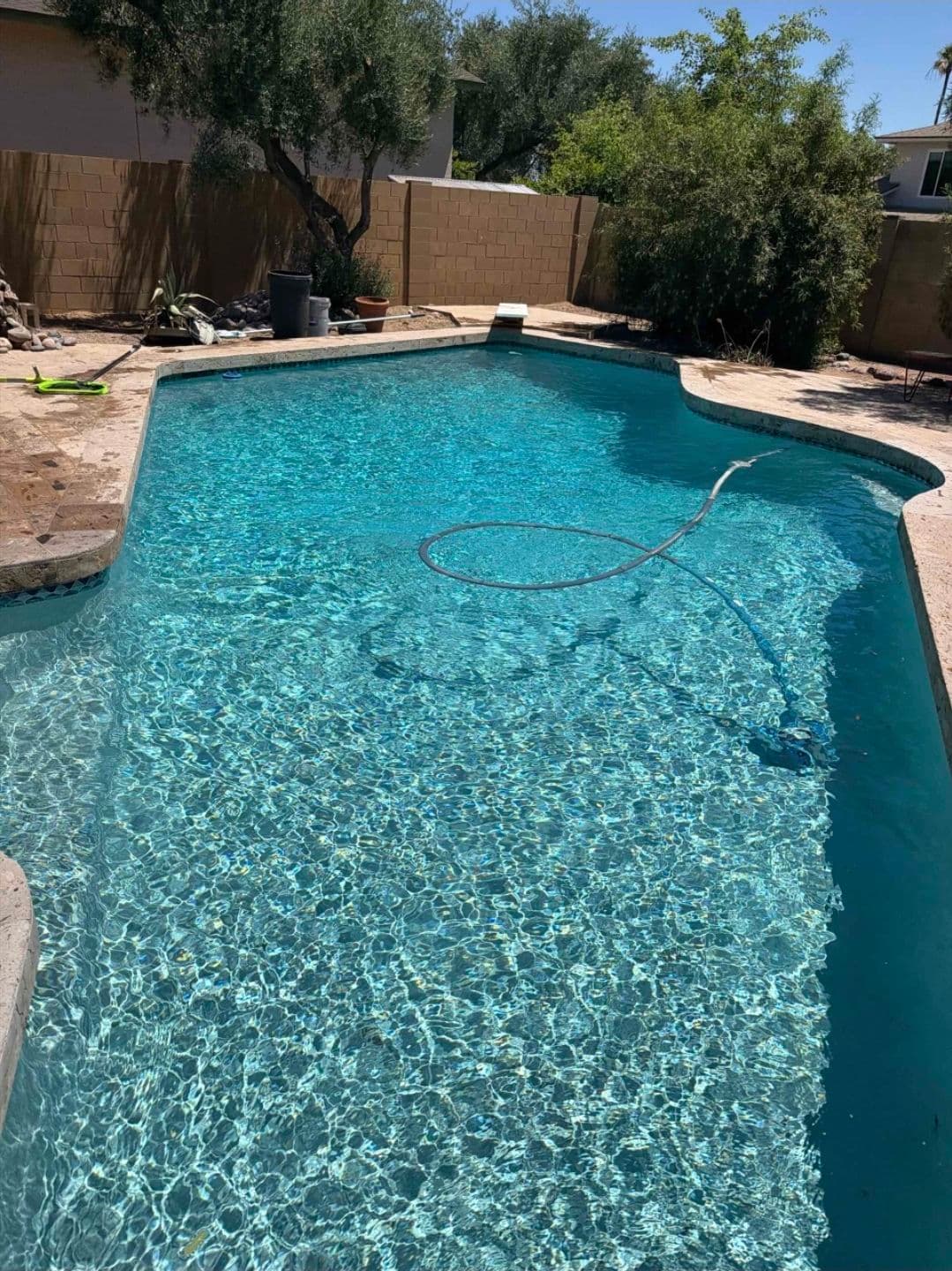 Gallery photos for Phoenix Pool Cleaning That Keeps the Debris Out for Good: Image #1